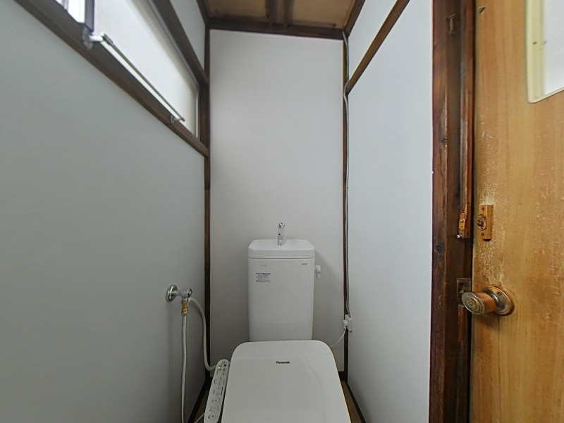 小手指ガーデン戸建のトイレ