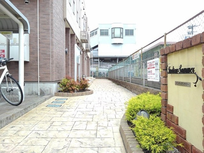 【エントランス】 | インディアンサマー