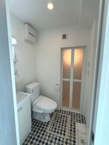 【トイレ】 | ルミアコート六町 | 同一仕様写真