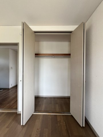 田中町戸建ての収納