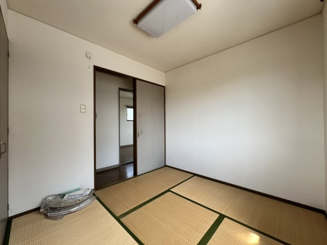 田中町戸建ての和室