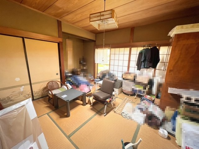 那須塩原市石林　約81坪のゆとりある敷地に佇む、庭付き平屋住宅の居間・リビング