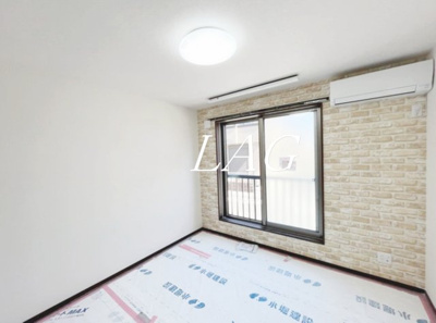 【居間・リビング】 | アベニュー小山 | 洋室のお部屋です。