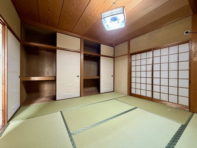 丸亀市飯山町川原　売戸建の和室
