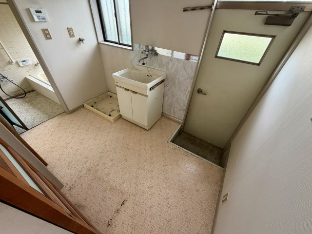 丸亀市飯山町川原　売戸建の脱衣所