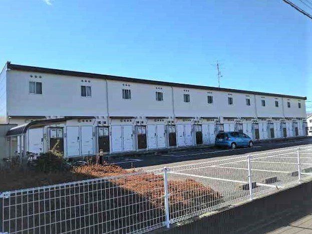 レオパレスカメリアひたち野Ⅰの外観
