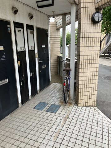 ジュネパレス市川第５１０のエントランス
