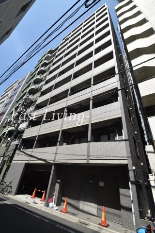 グランフォース九段のエントランス