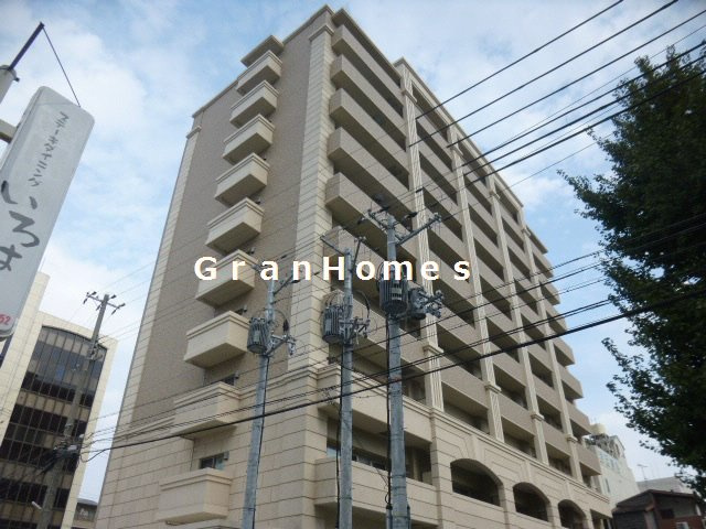 アヴァンセ姫路の外観