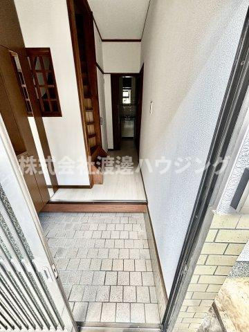 門真四宮５丁目一戸建の玄関