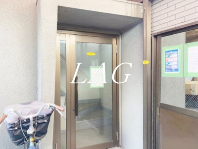 【エントランス】 | 山崎ビル | エントランスです。