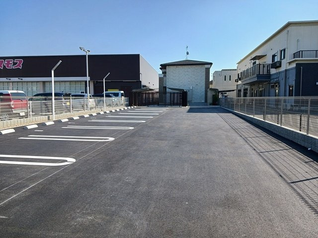 【駐車場】 | アザレアツインズ