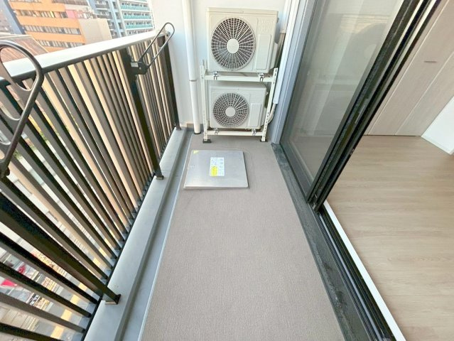 スプランディッド新大阪VIのバルコニー