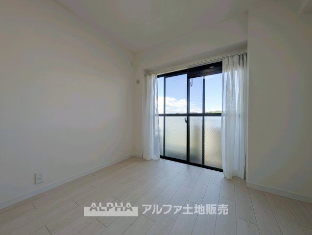 ライオンズマンション東村山第2の洋室|個人の部屋や寝室として使える洋室です
