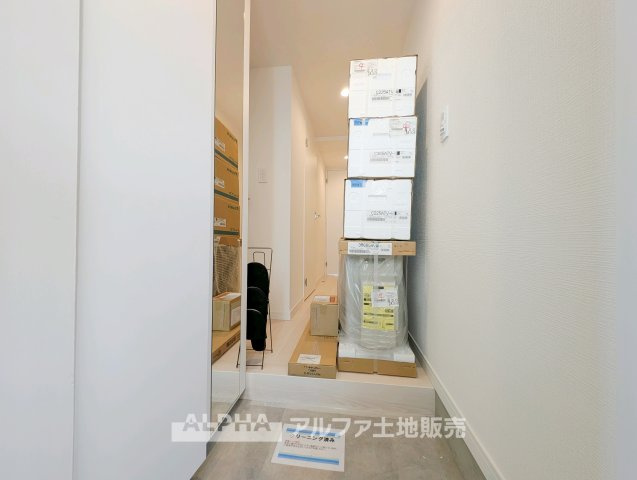 ライオンズマンション東村山第2の玄関|収納もある玄関です