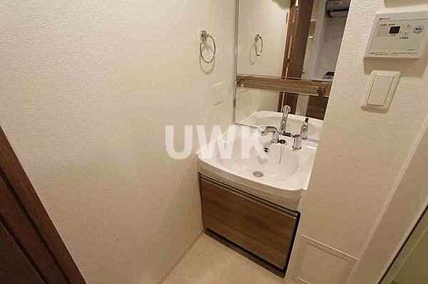 名古屋市中区丸の内３丁目の賃貸マンションの洗面所
