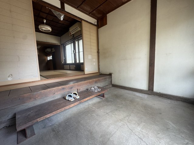 矢板市上町蔵付き中古住宅♪の玄関