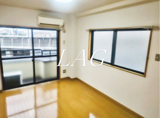 【居間・リビング】 | ティファニー舟渡 | 洋室のお部屋です。