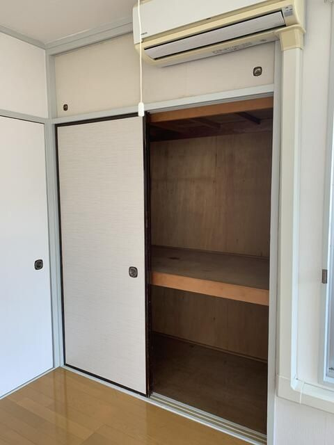 島幸目白ピソの収納