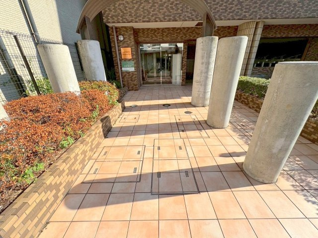 アスリート新大阪Ⅱのエントランス