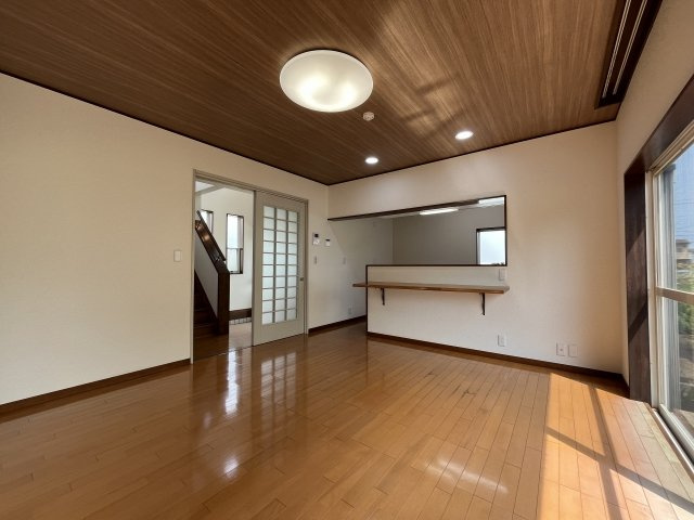 【居間・リビング】 | 土浦市東並木町　中古戸建