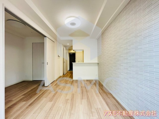 【居間・リビング】 | プレサンスOSAKA東中本エシデル | 同マンション別部屋　参考写真