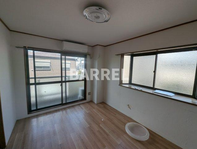 タクティ三津屋の寝室