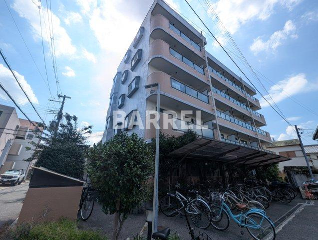 タクティ三津屋