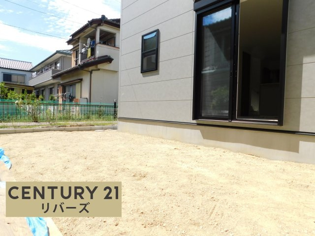 あま市甚目寺沖田の新築一戸建の庭|◇庭◇　　広々庭付き♪　LDKからの導線が便利♪