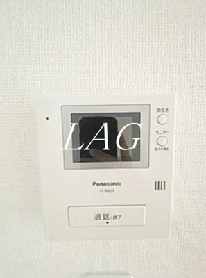 【セキュリティ】 | エルミタージュ | モニター付きインターホンです。