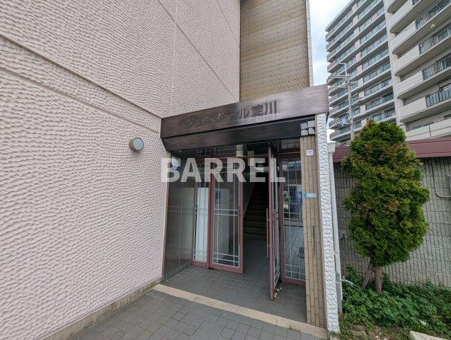 グランジュール淀川のエントランス