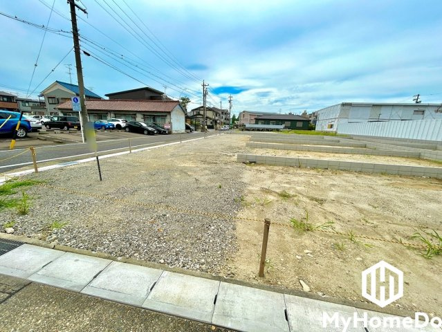 西区大野木　11期の駐車場