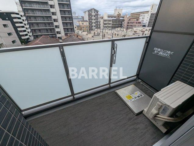 スワンズシティ新大阪ヴィーヴォのバルコニー