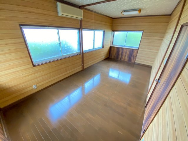 【洋室】 | 野呂町貸家/646-27 | 洋室2☆