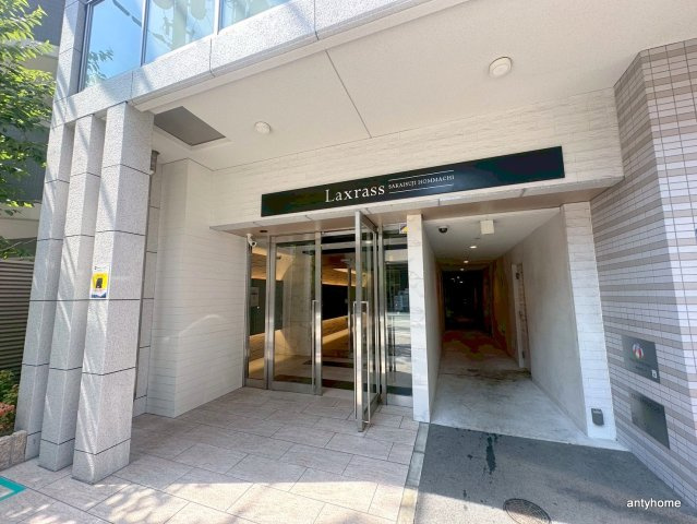 ラクラス堺筋本町　仲介手数料無料のエントランス