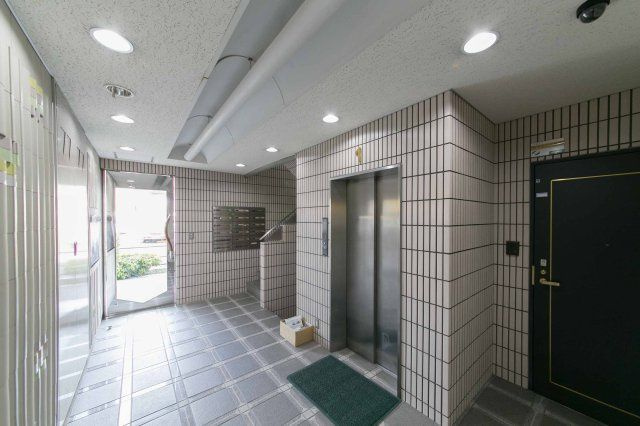グランデュール六義園のロビー