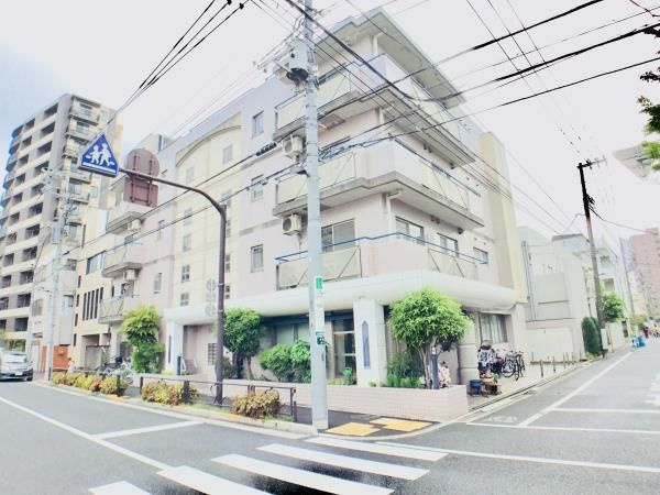 グランデュール六義園の外観