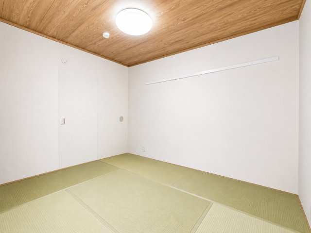 ワコーレプラザ青木の和室|来客の際には、LDKと和室の間の扉を開けることで、開放感あふれる空間に