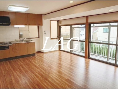 【居間・リビング】 | 米山ビル | 洋室のお部屋です。