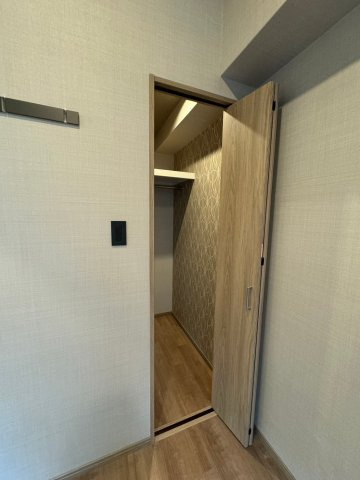 大阪市浪速区敷津西２丁目の賃貸マンションの収納