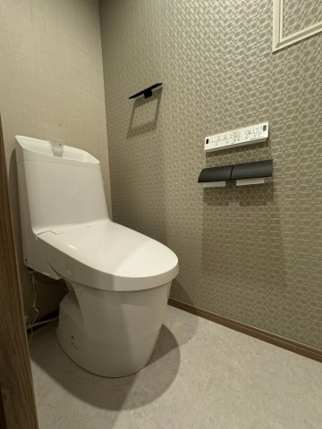 大阪市浪速区敷津西２丁目の賃貸マンションのトイレ