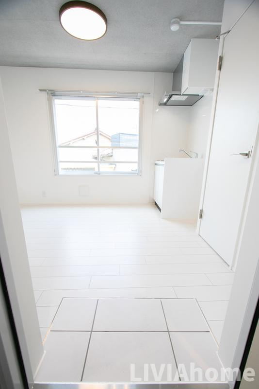 大田区西糀谷４丁目の賃貸マンションの玄関