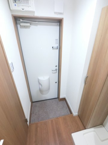 【玄関】