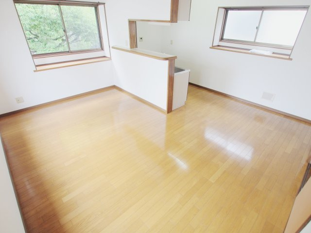 西本貸家の居間・リビング