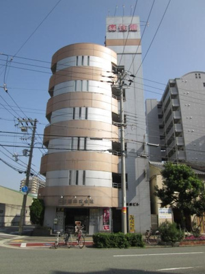 【外観】 | 森住建本社ビル | 外観は落ち着いています
