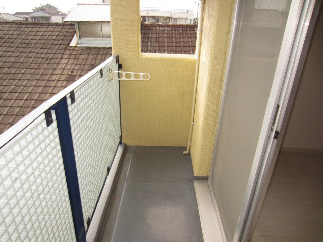 【バルコニー】