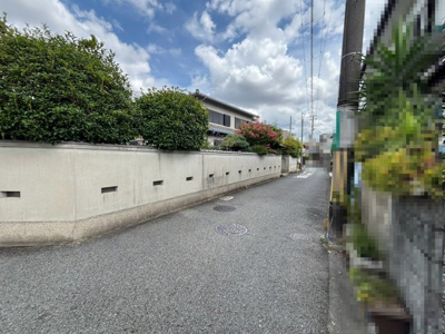 【前面道路含む現地写真】 | 上野芝町８丁　売土地　３区画 | ◆現地案内会開催中◆もちろん、当日のご連絡でも対応可能です♪ご自宅にお迎えも可能です！