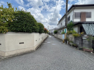 【前面道路含む現地写真】 | 上野芝町８丁　売土地　３区画 | サンディまで約660ｍ！毎日のお買い物に便利ですね♪