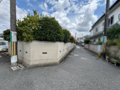 【前面道路含む現地写真】 | 上野芝町８丁　売土地　３区画 | ミニストップまで約488ｍ！ちょっとしたお買い物にも便利ですね♪
