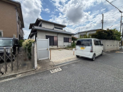 【前面道路含む現地写真】 | 上野芝町８丁　売土地　３区画 | 南向きにつき日当り良好！ たっぷりの陽光に包まれる明るい住まいになりますね